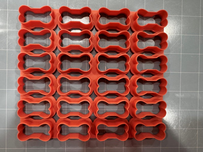 Cookie Cutz Dog Bone Multicutter (1.5" x 24 bones) - Image 4